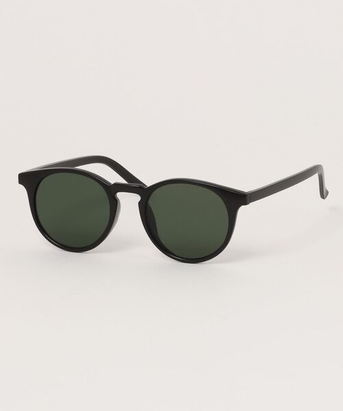 Revo.（レボ）の「ボストン型 フラットレンズ サングラス カラーレンズ クリアフレーム UVカット（サングラス・レディース・ブラウン/アイボリー/ブラック/ブラック×グリーン/ブラック×ブルー/ブラック×ピンク/クリアイエロー/ブラック×グレー・FREE）」の21枚目の写真