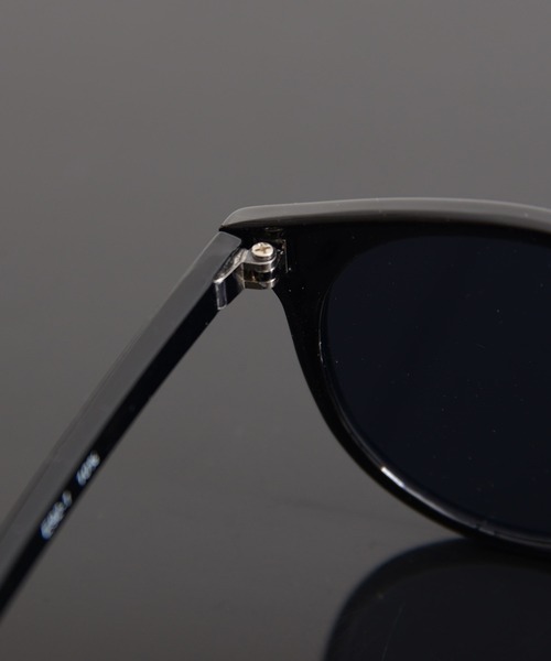 Revo.（レボ）の「ボストン型 フラットレンズ サングラス カラーレンズ クリアフレーム UVカット（サングラス・レディース・ブラウン/アイボリー/ブラック/ブラック×グリーン/ブラック×ブルー/ブラック×ピンク/クリアイエロー/ブラック×グレー・FREE）」の12枚目の写真