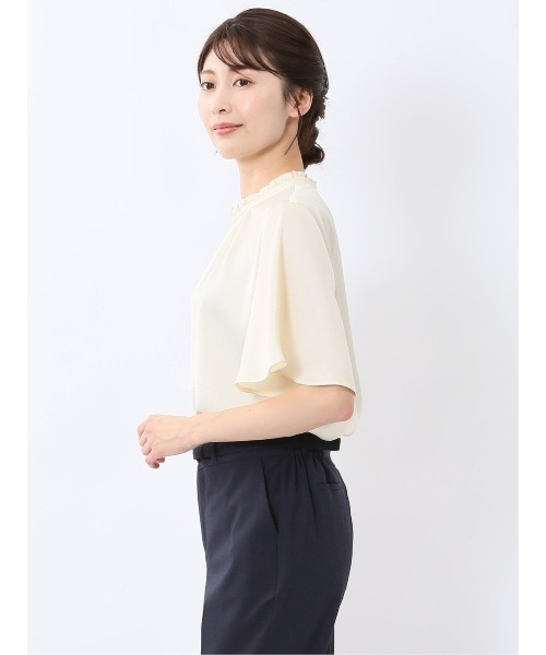 m.f.editorial（エムエフエディトリアル）の「【接触冷感 UVカット イージーケア】m.f.エディトリアルレディース ギャザーネック半袖プルオーバーブラウス（シャツ/ブラウス・レディース・アイボリー/グレー系その他2/ベージュ・MEDIUM/LARGE）」の11枚目の写真