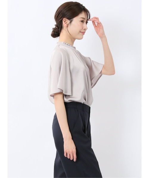 m.f.editorial（エムエフエディトリアル）の「【接触冷感 UVカット イージーケア】m.f.エディトリアルレディース ギャザーネック半袖プルオーバーブラウス（シャツ/ブラウス・レディース・アイボリー/グレー系その他2/ベージュ・MEDIUM/LARGE）」の21枚目の写真