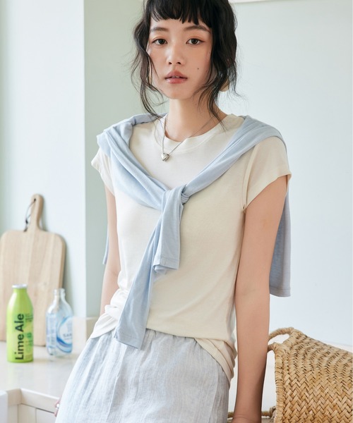 MAISON DE THERESE（メゾン ド テレーズ）の「クルーネック 半袖Tシャツ（Tシャツ/カットソー・レディース・ブラック/アイボリー/ブルー/グレー・M/L）」の2枚目の写真
