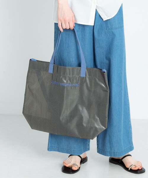 URBAN RESEARCH Sonny Label（アーバンリサーチサニーレーベル）の「ビッグプールバッグ（トートバッグ・レディース・ホワイト/ブラック/ブルー・ONE）」の6枚目の写真