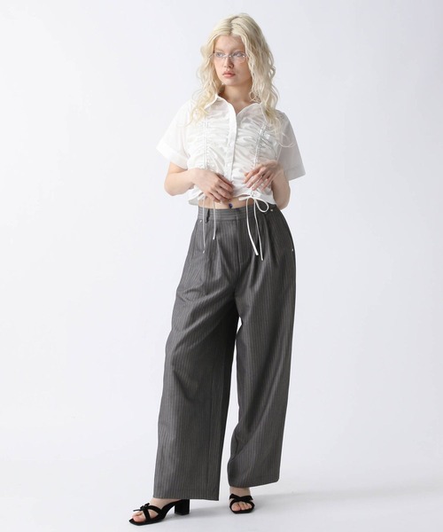 FOREVER 21（フォーエバー トゥエンティーワン）の「【2025SS】ストライプスラックス（スラックス・レディース・ネイビー/グレー・MEDIUM/SMALL）」の6枚目の写真