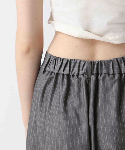 FOREVER 21（フォーエバー トゥエンティーワン）の「【2025SS】ストライプスラックス（スラックス・レディース・ネイビー/グレー・MEDIUM/SMALL）」の14枚目の写真
