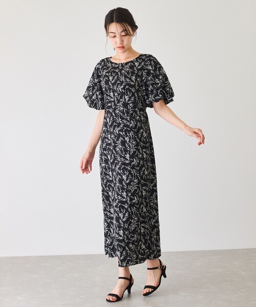 Jayro(ジャイロ)の「花柄バルーン袖ワンピース(ワンピース・レディース・オフホワイト/ブルー/ブラック・M)」の17枚目の写真