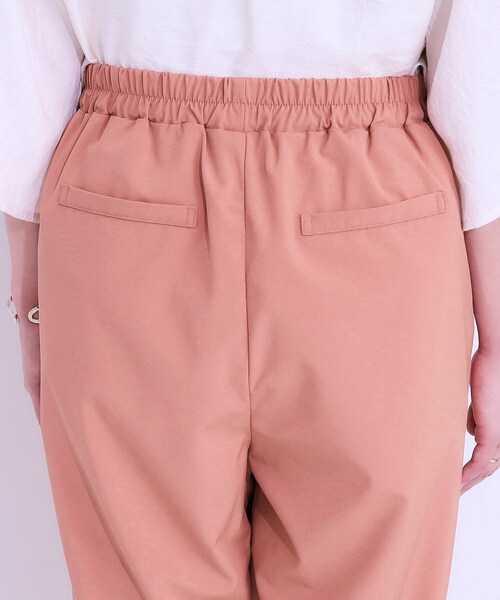 SHOO・LA・RUE(シューラルー)の「【SS-3L/ひんやり/吸水速乾/UV】軽量でさらりと穿ける テーパードパンツ(その他パンツ・レディース・ピンク系/ブラック/ベージュ/ブルー系その他/ダークグレー・01/05/10/03/02/04)」の19枚目の写真