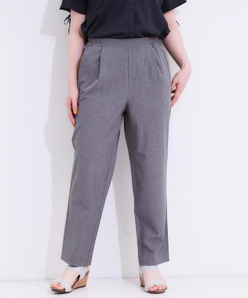 SHOO・LA・RUE(シューラルー)の「【SS-3L/ひんやり/吸水速乾/UV】軽量でさらりと穿ける テーパードパンツ(その他パンツ・レディース・ピンク系/ブラック/ベージュ/ブルー系その他/ダークグレー・01/05/10/03/02/04)」の16枚目の写真