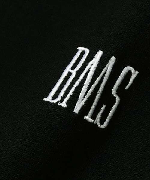 BEAMS(ビームス)の「BMSロゴ ロングスリーブ Tシャツ(Tシャツ/カットソー・メンズ・ブラック/ホワイト/ネイビー・SMALL/MEDIUM/LARGE/X-LARGE/XX-LARGE)」の6枚目の写真