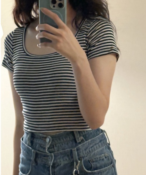 KONVINI（コンビニ）の「UネックボーダークロップTシャツ/Uneck boderT（Tシャツ/カットソー・レディース・ブラック×ホワイト/ネイビー×ホワイト/グレー×ホワイト・FREE）」の6枚目の写真