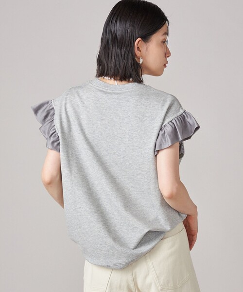 SHIPS(シップス)の「SHIPS NINE CASE:〈手洗い可能〉ミニ 裏毛 フリル カットソー(Tシャツ/カットソー・レディース・ブラック/ライトグレー・ONE SIZE)」の11枚目の写真
