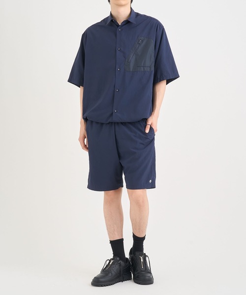 WHITE MOUNTAINEERING(ホワイトマウンテニアリング)の「【White Mountaineering / ホワイトマウンテニアリング】別注DRAW CORD S/S POCKET SHIRTS(シャツ/ブラウス・メンズ・ホワイト/ブラック/ダークグレー/ネイビー・1/2/3)」の11枚目の写真