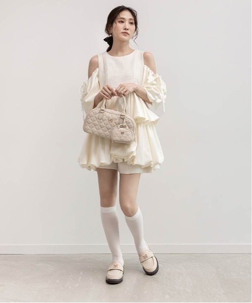 RANDA(ランダ)の「2WAY ミニバッグチャームショルダーバッグ(ハンドバッグ・レディース・レッド/ブラック/アイボリー・FREE)」の11枚目の写真
