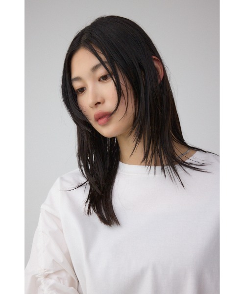 AZUL by moussy(アズールバイマウジー)の「ギャザースリーブカットトップス(Tシャツ/カットソー・レディース・ブラック/オフホワイト/杢グレー/バーガンディー・FREE)」の5枚目の写真