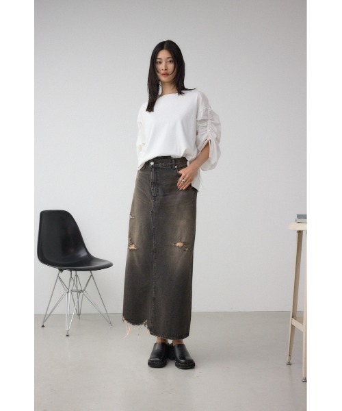 AZUL by moussy(アズールバイマウジー)の「ギャザースリーブカットトップス(Tシャツ/カットソー・レディース・ブラック/オフホワイト/杢グレー/バーガンディー・FREE)」の7枚目の写真
