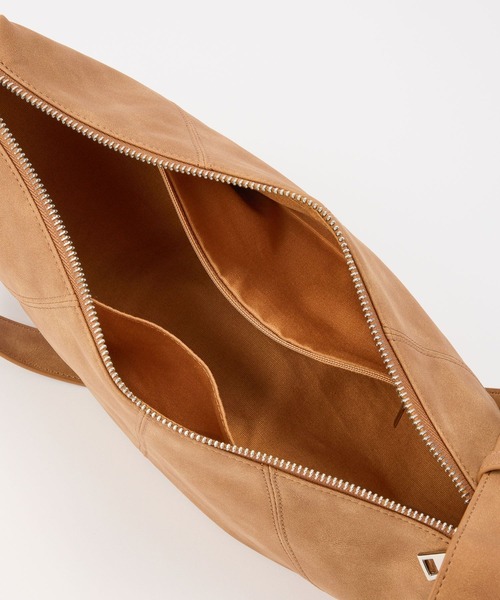 BRIE LEON（ブリーレオン）の「【BRIE LEON】Crescent Bag（ショルダーバッグ・レディース・オフホワイト/キャメル・FREE）」の3枚目の写真