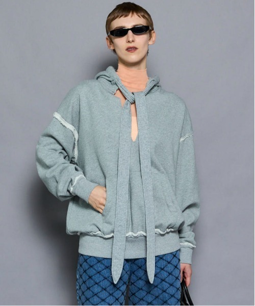 パーカー 「25AW PRE-ORDER」Slit Ribbon Hoodie/スリットリボンフーディ「MAISON SPECIAL/メゾンスペシャル 25AW PRE-ORDER】Slit Ribbon Hoodie/スリットリボンフーディ