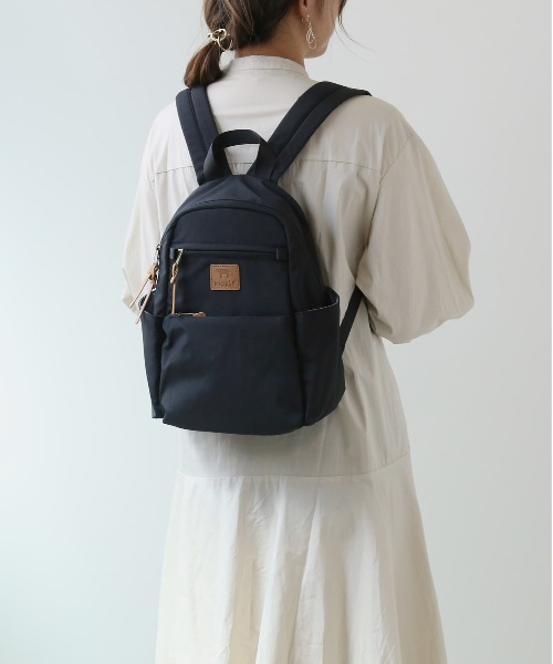 BACKYARD FAMILY(バックヤードファミリー)の「kippis キッピス 10ポケットミニリュック(バックパック/リュック・レディース・ベージュ/セージグリーン/ブラック/カーキ/チャコール・FREE)」の6枚目の写真