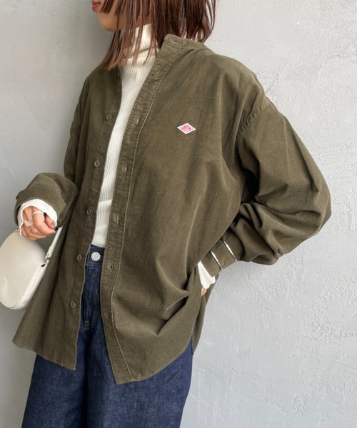 DANTON（ダントン）の「[DANTON/ダントン] 細畝コーデュロイ バンドカラーシャツ（シャツ/ブラウス・レディース・オリーブ/チャコール/サンドベージュ/オフホワイト・42/40）」の4枚目の写真