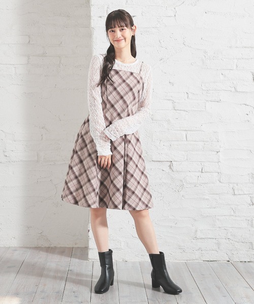 Honeys(ハニーズ)の「総レーストップス(Tシャツ/カットソー・レディース・ブラック/アイボリー/ホワイト/ブラウン・L/S/M)」の7枚目の写真