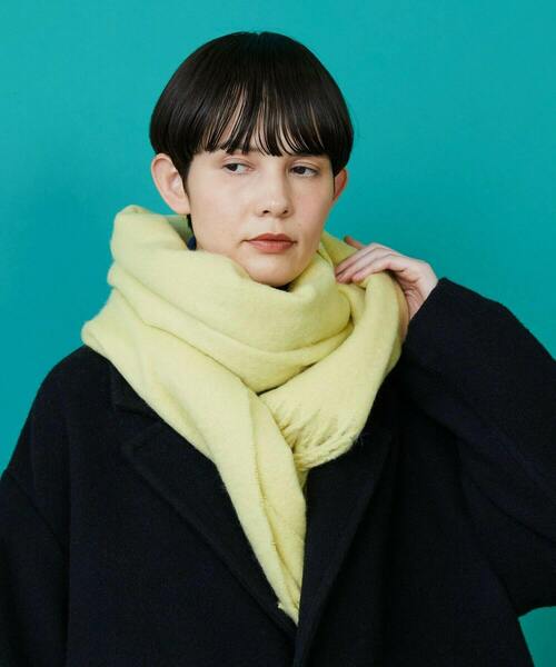 FRAPBOIS（フラボア）の「ブークレーカラーストール（ストール/ショール・レディース・ブラック/ブルー/イエロー/ホワイト・FREE）」の4枚目の写真