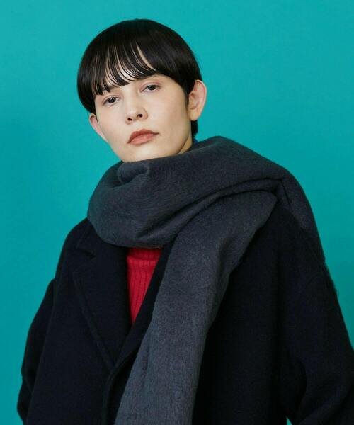 FRAPBOIS（フラボア）の「ブークレーカラーストール（ストール/ショール・レディース・ブラック/ブルー/イエロー/ホワイト・FREE）」の2枚目の写真