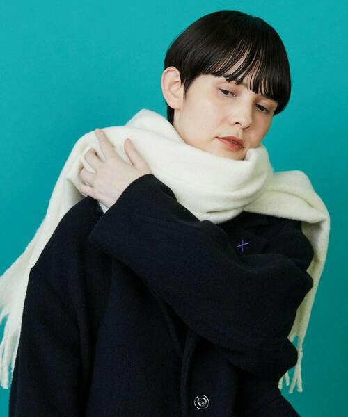 FRAPBOIS（フラボア）の「ブークレーカラーストール（ストール/ショール・レディース・ブラック/ブルー/イエロー/ホワイト・FREE）」の11枚目の写真