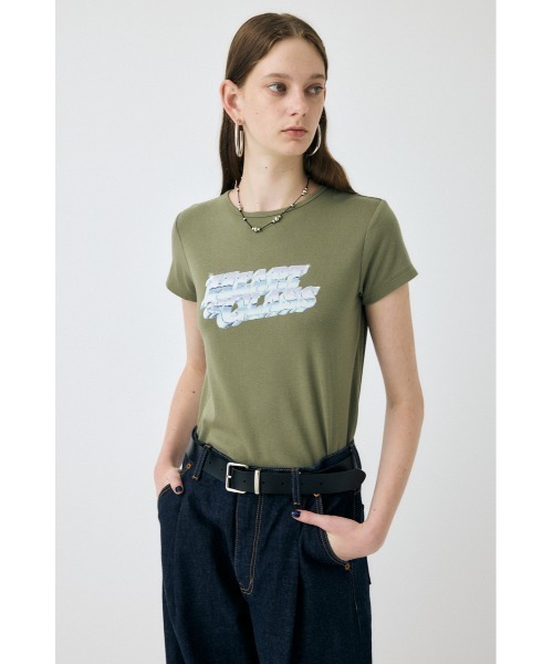 MOUSSY(マウジー)の「CHROME LOGO Tシャツ(Tシャツ/カットソー・レディース・ライトブラック/ライトカーキ/オフホワイト/オレンジ系その他・FREE)」の5枚目の写真