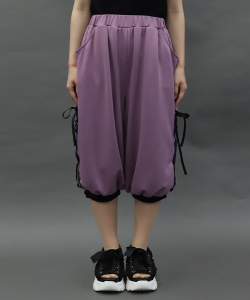 axes femme POETIQUE(アクシーズファムポエティック)の「チャイナボタンバルーンパンツ(その他パンツ・レディース・パープル/ブラック/ブルーグリーン・MEDIUM)」の6枚目の写真