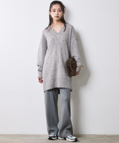 CHIC STYLE（シックスタイル）の「Vネックニットチュニック＜大きいサイズ有＞シックスタイル（ニット/セーター・レディース・ベージュ/グレー・M/L/LL/3L/4L/5L）」の12枚目の写真