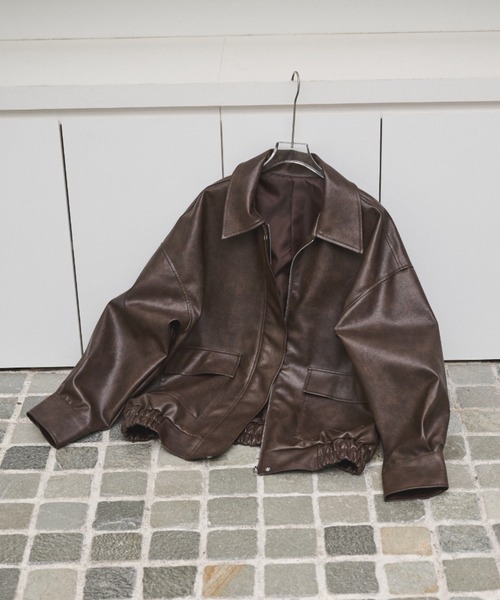 AIC.（エーアイシー）の「クラッシュレザーカバーオールジャケット（ブルゾン・レディース・ブラウン/ブラック・FREE）」の3枚目の写真