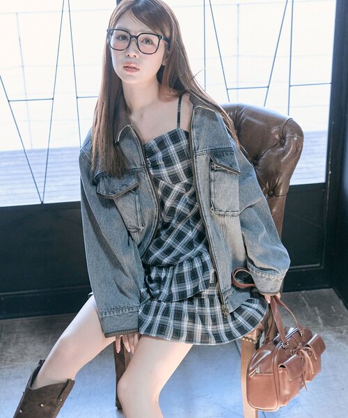 OLIVE des OLIVE（オリーブデオリーブ）の「配色衿デニムブルゾン（デニムジャケット・レディース・ブルー/ブラック・FREE）」の4枚目の写真