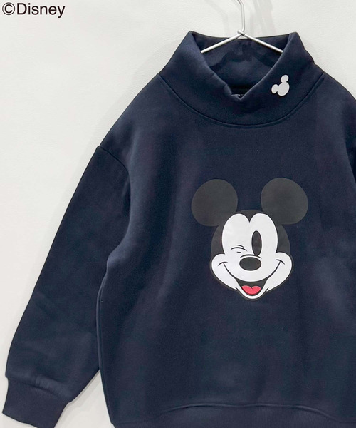Disney（ディズニー）の「キッズ MICKEY MOUSE 裏起毛 ミッキーオーバーサイズ ハイネックトレーナー（スウェット・キッズ・杢グレー/ダークグリーン/チャコールグレー/グレイッシュベージュ/グレー系その他/キャメル/オートミール/ネイビー・110cm/120cm/130cm/140cm/150cm/160cm）」の7枚目の写真