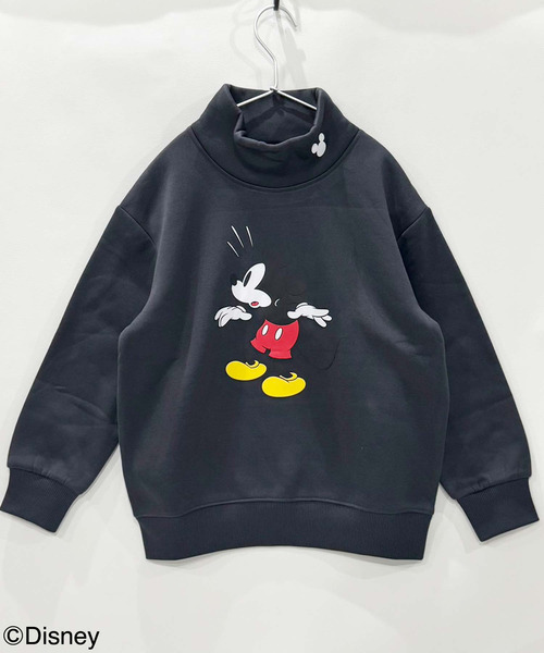 Disney（ディズニー）の「キッズ MICKEY MOUSE 裏起毛 ミッキーオーバーサイズ ハイネックトレーナー（スウェット・キッズ・杢グレー/ダークグリーン/チャコールグレー/グレイッシュベージュ/グレー系その他/キャメル/オートミール/ネイビー・110cm/120cm/130cm/140cm/150cm/160cm）」の11枚目の写真
