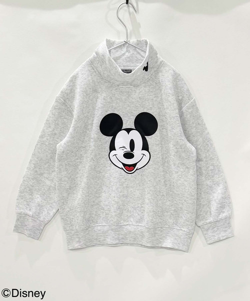 Disney（ディズニー）の「キッズ MICKEY MOUSE 裏起毛 ミッキーオーバーサイズ ハイネックトレーナー（スウェット・キッズ・杢グレー/ダークグリーン/チャコールグレー/グレイッシュベージュ/グレー系その他/キャメル/オートミール/ネイビー・110cm/120cm/130cm/140cm/150cm/160cm）」の12枚目の写真