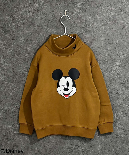 Disney（ディズニー）の「キッズ MICKEY MOUSE 裏起毛 ミッキーオーバーサイズ ハイネックトレーナー（スウェット・キッズ・杢グレー/ダークグリーン/チャコールグレー/グレイッシュベージュ/グレー系その他/キャメル/オートミール/ネイビー・110cm/120cm/130cm/140cm/150cm/160cm）」の21枚目の写真
