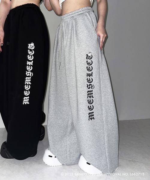 me+em select(ミームセレクト)の「【 HELLO KITTY × me+em select 】ハローキティグランジロゴワイドスウェットパンツ / Hello Kitty grunge logo wide sweatpants 【 セットアップ着用可能 】(スウェットパンツ・レディース・ブラック/グレー・FREE)」の4枚目の写真