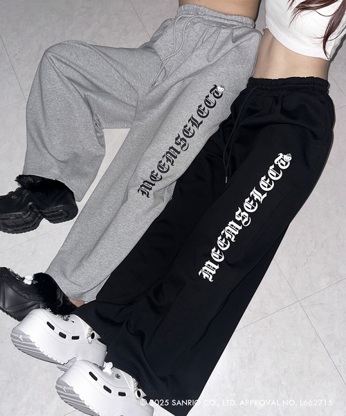 me+em select(ミームセレクト)の「【 HELLO KITTY × me+em select 】ハローキティグランジロゴワイドスウェットパンツ / Hello Kitty grunge logo wide sweatpants 【 セットアップ着用可能 】(スウェットパンツ・レディース・ブラック/グレー・FREE)」の10枚目の写真