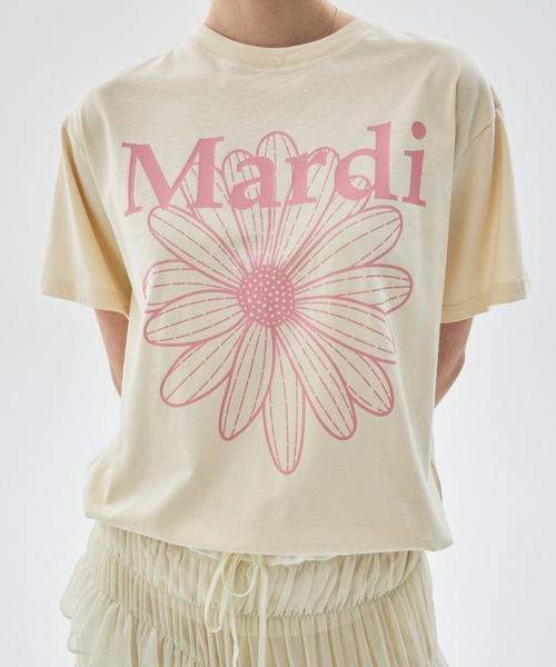 Mardi Mercredi(マルディメクルディ)の「TSHIRT FLOWERMARDI / Tシャツ フラワーマルディ(Tシャツ/カットソー・レディース・ベージュ系その他/チャコール/オートミール/クリーム/ブラウン/ベージュ系その他2/ブラック×パープル/ベージュ系その他3/ブラウン系その他/ペールイエロー/ベージュ系その他4/ネイビー・FREE)」の12枚目の写真