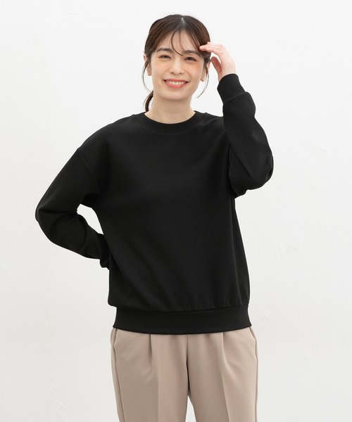 Honeys（ハニーズ）の「きれいめスウェット（スウェット・レディース・サックスブルー系/ネイビー/モカ/グレイッシュベージュ/ブラック/ピンク系その他・3L/L/LL/M/S）」の9枚目の写真