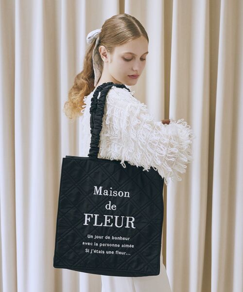 Maison de FLEUR Web限定 トートバッグ ブラック メゾン ド フルール Maison de FLEUR ブランドロゴ刺繍スクエア
