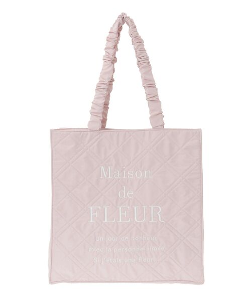 ブランドロゴ刺繍キルティングスクエアトート（トートバッグ