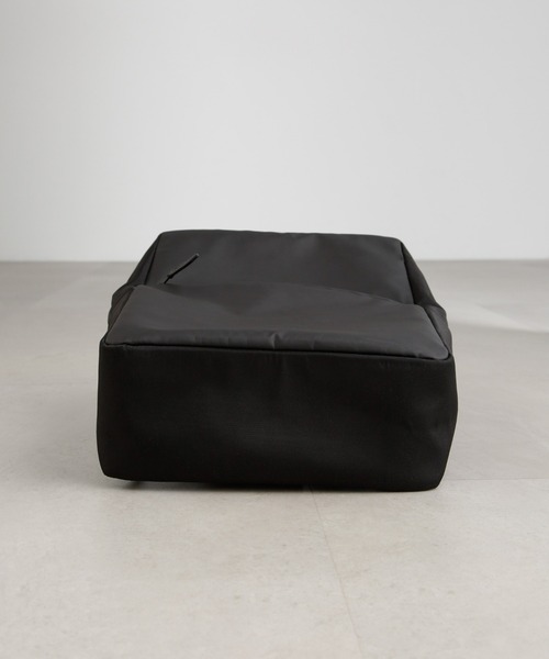 NANO universe(ナノユニバース)の「WEB限定/マルチビジネスバックパック(ビジネスバッグ・メンズ・ブラック・FREE)」の8枚目の写真