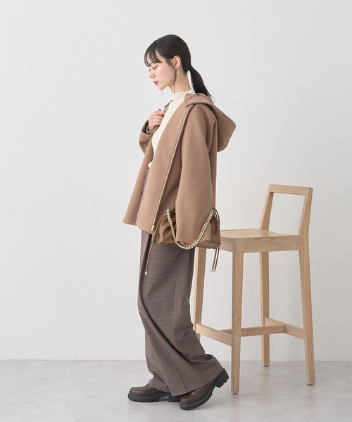 earth music&ecology（アースミュージックアンドエコロジー）の「【2025AW】2WAYフードコート（その他アウター・レディース・ブラック/ベージュ/ライトベージュ・M/L）」の6枚目の写真