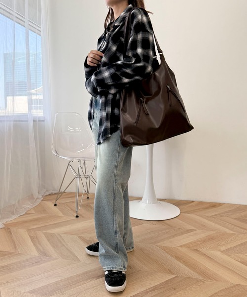 WEGO（ウィゴー）の「WEGO/トライアングルトートバッグ（トートバッグ・レディース・ブラウン/ホワイト/ブラック・FREE）」の13枚目の写真