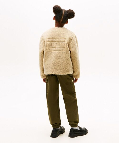 TOMMY HILFIGER（トミーヒルフィガー）の「KIDS リバーシブルテディナイロンジャケット（ブルゾン・キッズ・グリーン・160cm/150cm/140cm/130cm）」の11枚目の写真
