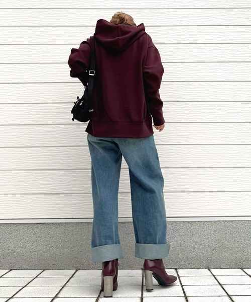 Q(キュー)の「ダンボールZIPパーカー(パーカー・レディース・ブラック/バーガンディー・MEDIUM)」の14枚目の写真