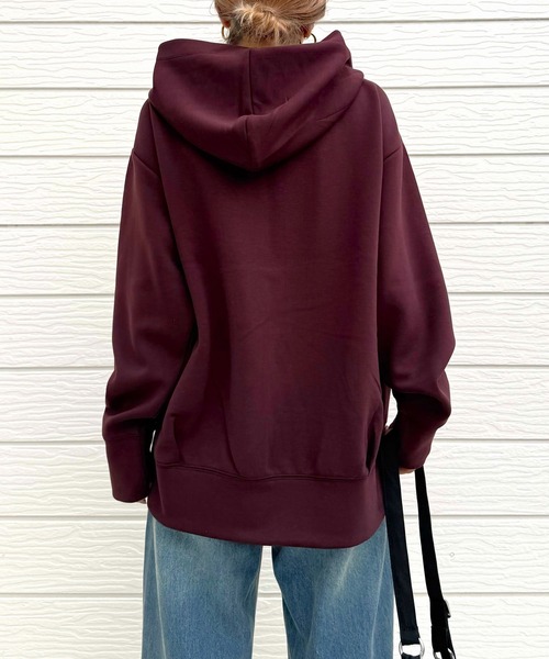 Q(キュー)の「ダンボールZIPパーカー(パーカー・レディース・ブラック/バーガンディー・MEDIUM)」の22枚目の写真