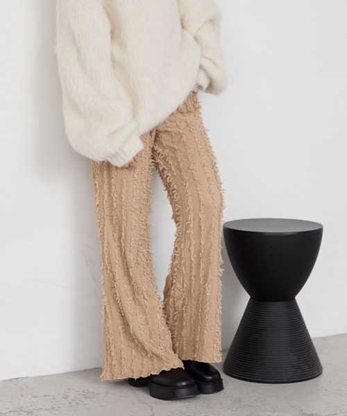 forksy.（フォルクシー）の「【forksy.】ストライプフリンジシャーリングフレアパンツ（その他パンツ・レディース・ベージュ/ブラウン/ブルー/オフホワイト/ブラック・L/M）」の4枚目の写真