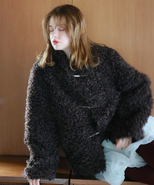 mic by Olu.（ミックバイオルドット）の「カーリーベルトファーコート（その他アウター・レディース・ブラウン/イエロー系その他/グレー・FREE）」の19枚目の写真