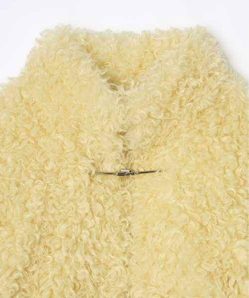 mic by Olu.（ミックバイオルドット）の「カーリーベルトファーコート（その他アウター・レディース・ブラウン/イエロー系その他/グレー・FREE）」の7枚目の写真